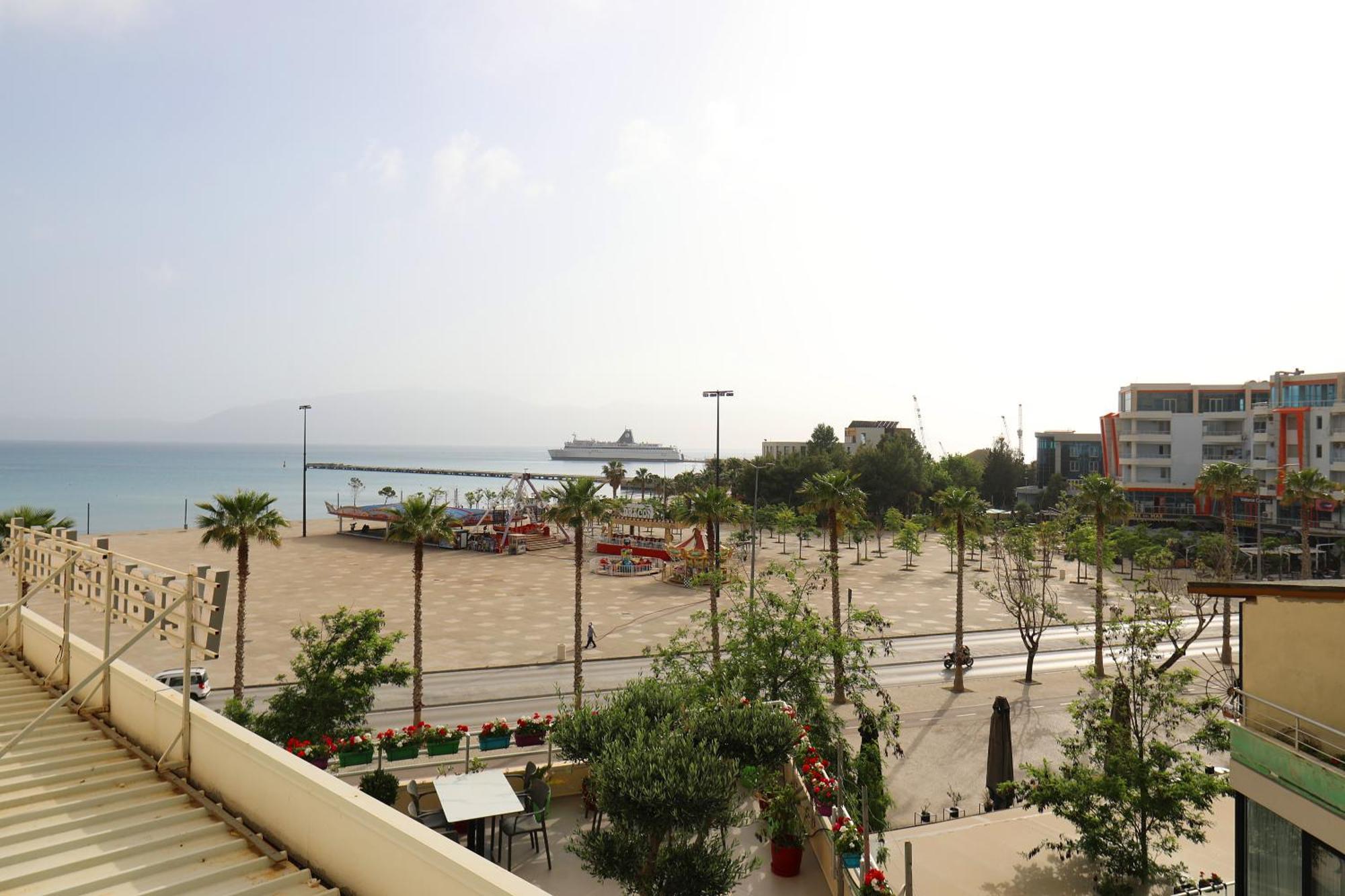 Veranda Boutique Hotel Vlore Exterior photo