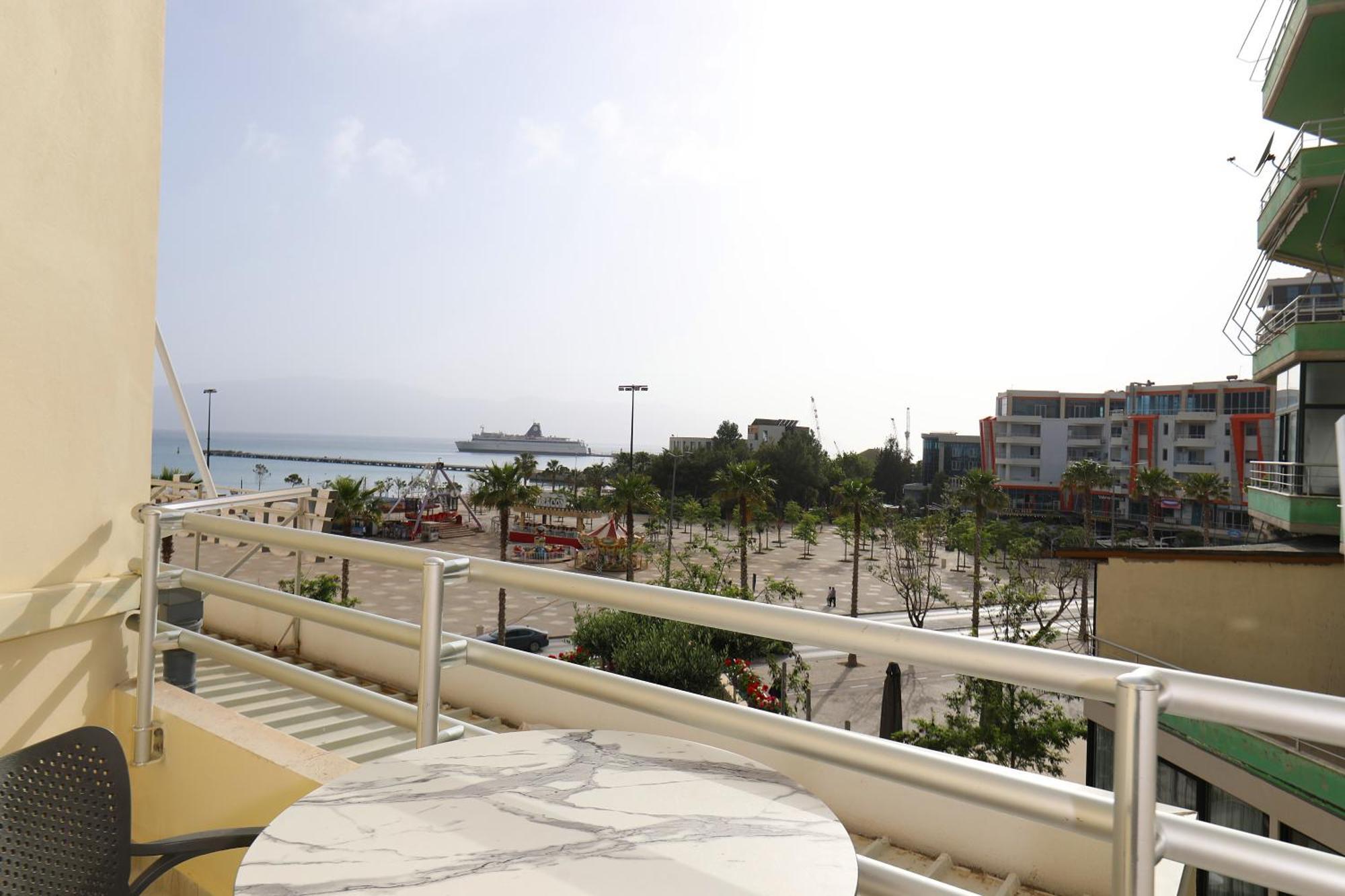 Veranda Boutique Hotel Vlore Exterior photo