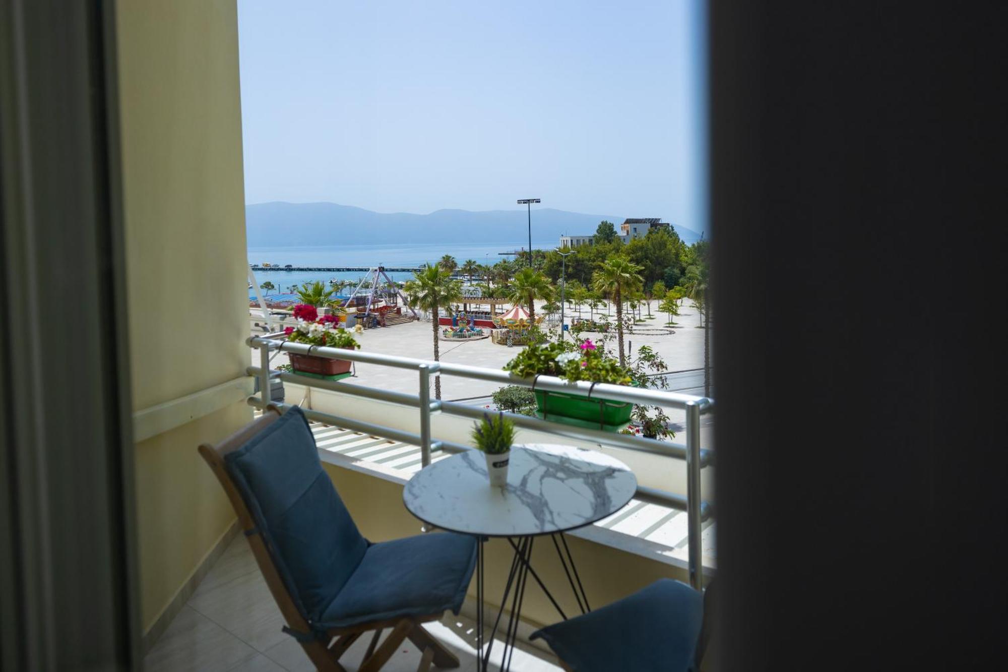 Veranda Boutique Hotel Vlore Exterior photo